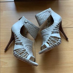 Boutique 9 cutout sandal